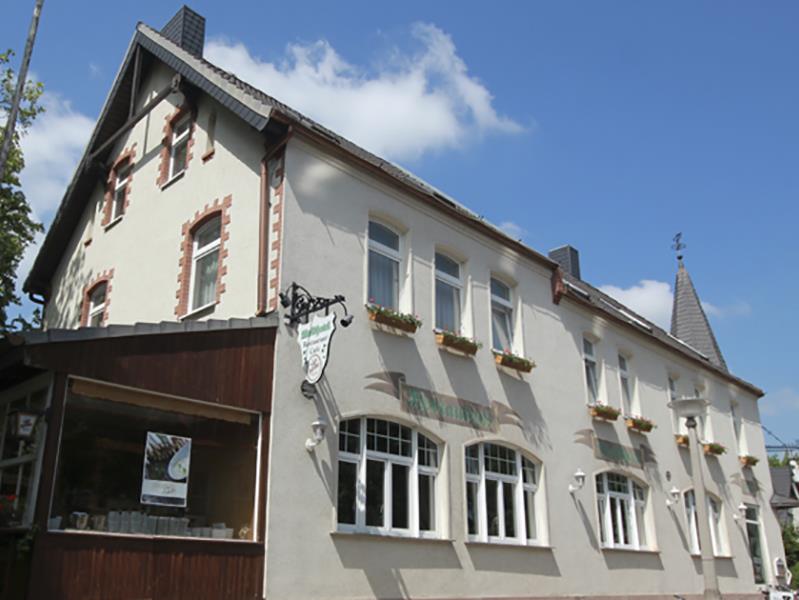 Waldhotel